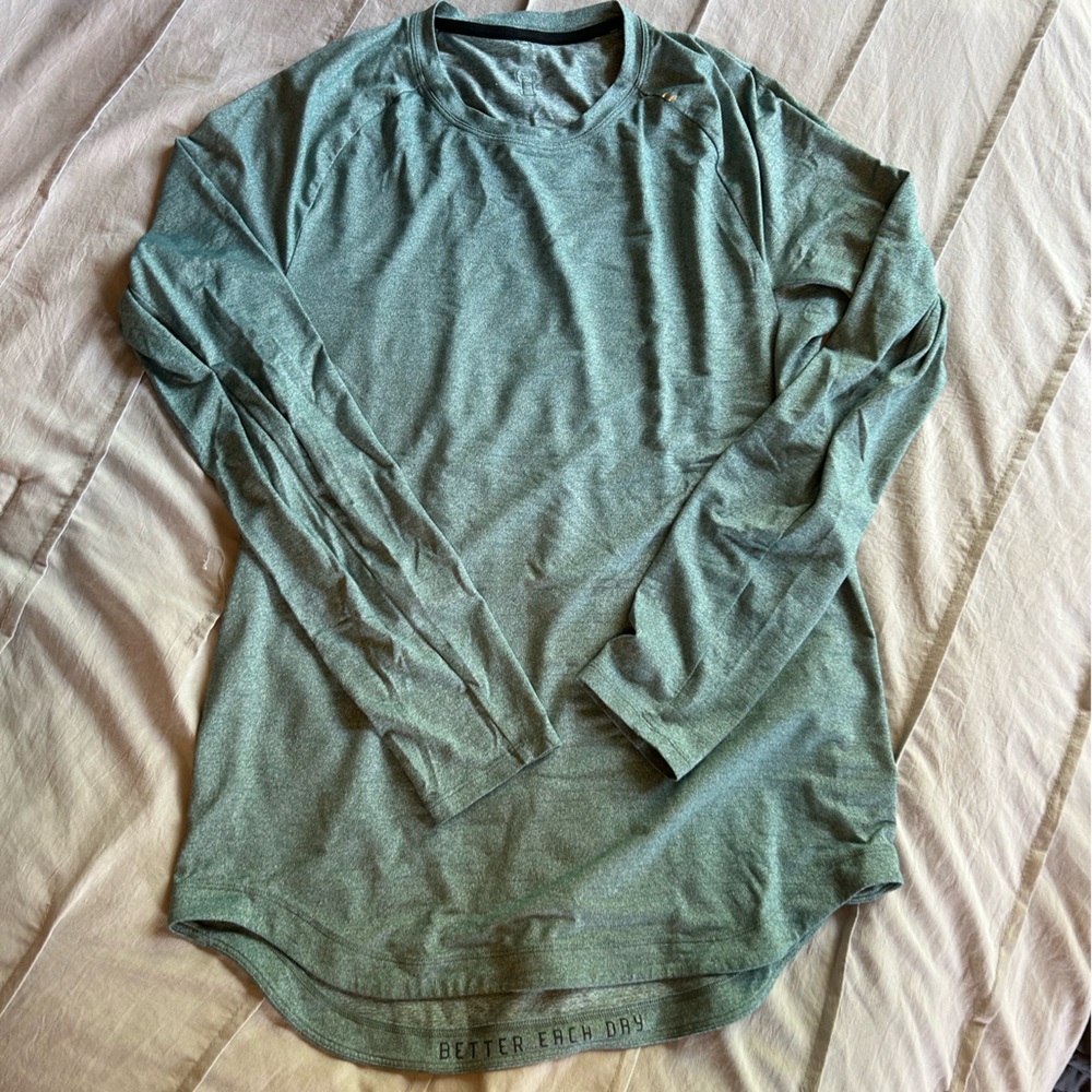 Men’s Lululemon Long sleeve